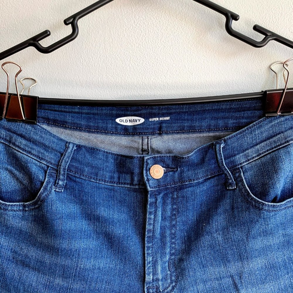 Skinny Jeans - Picture 2 of 5